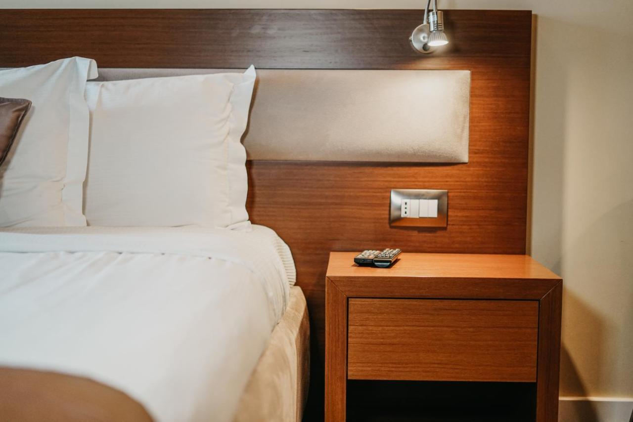 Center Hotel Gjirokastër Eksteriør bilde
