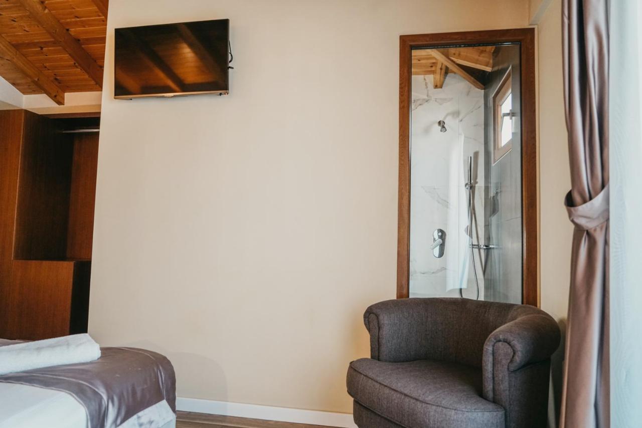 Center Hotel Gjirokastër Eksteriør bilde