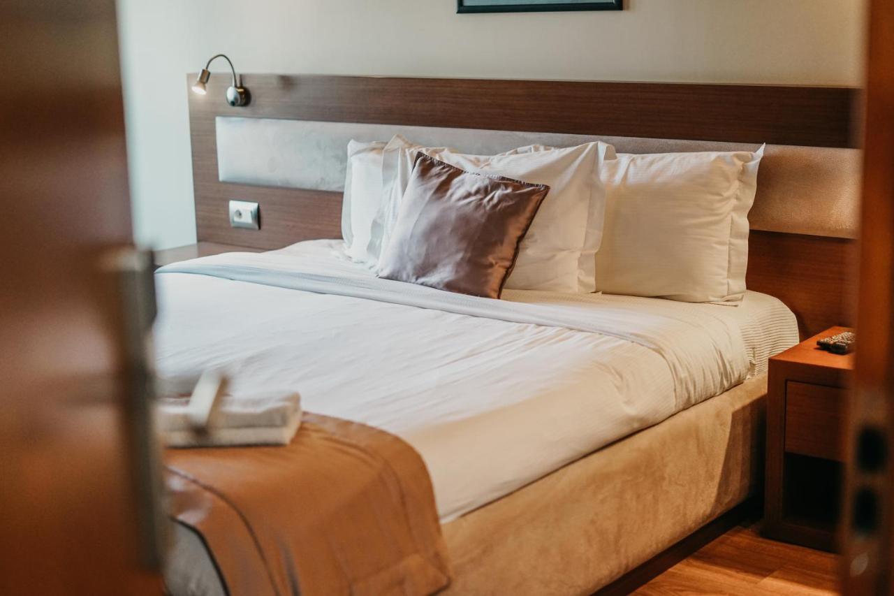 Center Hotel Gjirokastër Eksteriør bilde