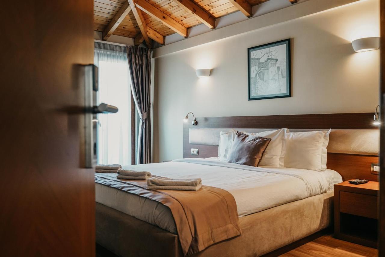 Center Hotel Gjirokastër Eksteriør bilde