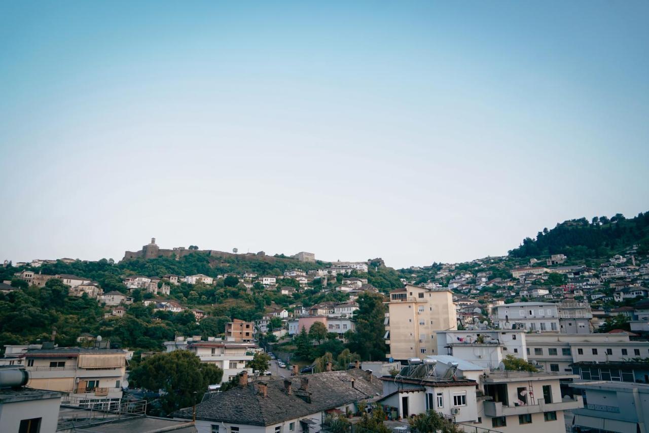 Center Hotel Gjirokastër Eksteriør bilde