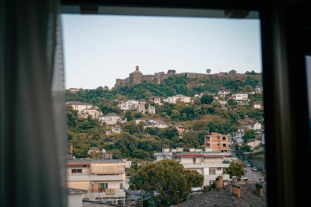 Center Hotel Gjirokastër Eksteriør bilde